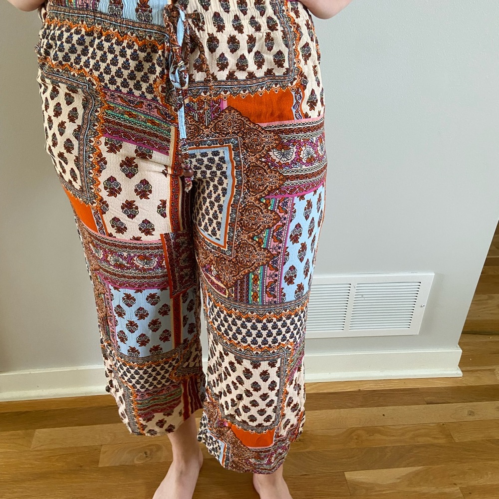 Unique Christian Siriano Flowy Pants